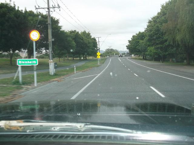 044 entering blenheim